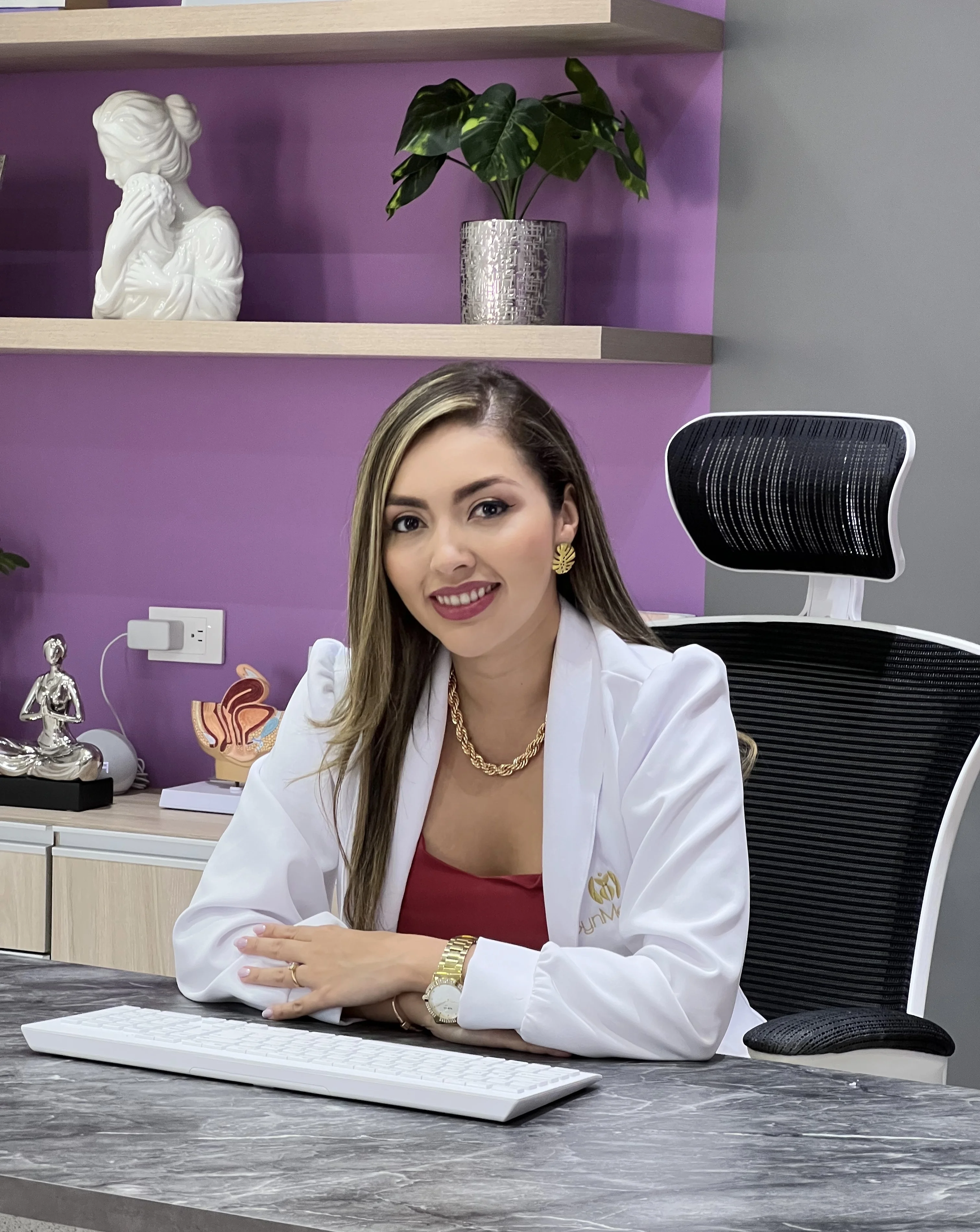 Dra. Lizeth Garzón fundadora y ginecóloga principal de Gynmedical